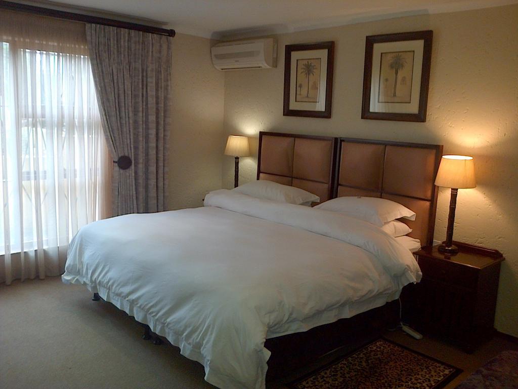 Jubilee Lodge Guest House Johannesburg Ruang foto