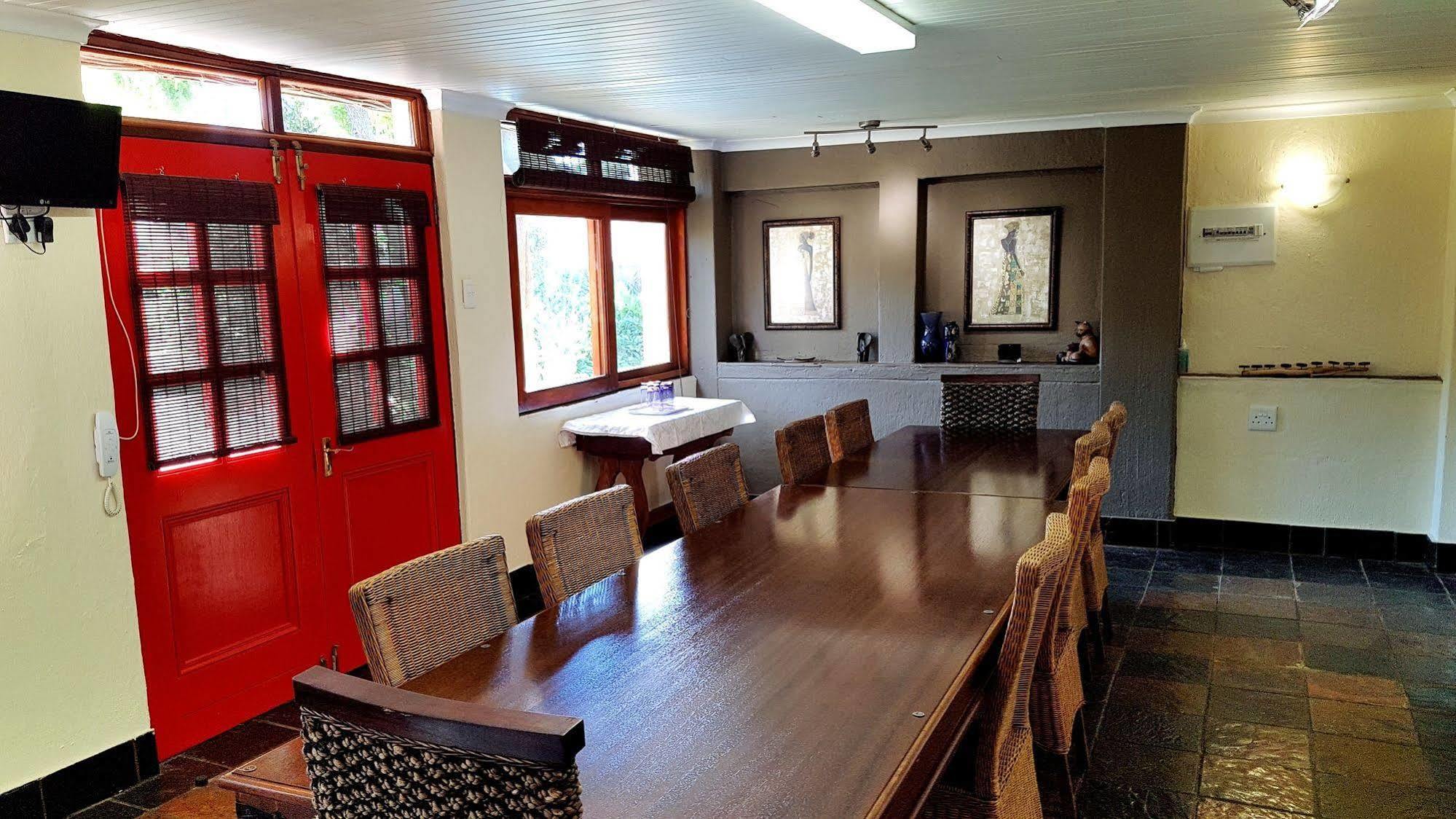 Jubilee Lodge Guest House Johannesburg Bagian luar foto