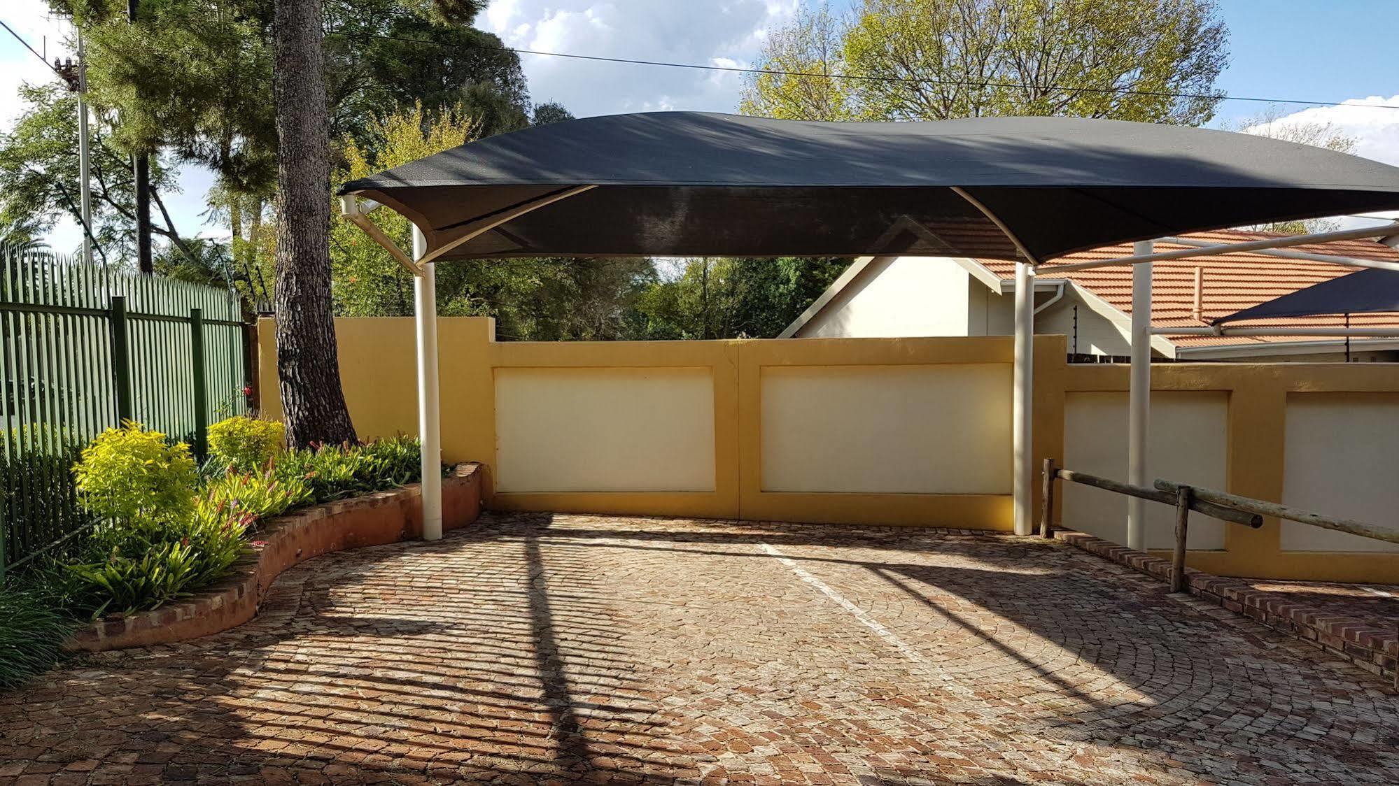 Jubilee Lodge Guest House Johannesburg Bagian luar foto